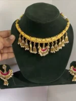 Golden Hasli pink chand Look with Earrings - Image 2