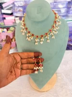 Minimal Beautiful Pink Pearl Set with Earrings