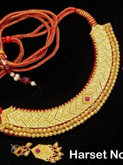 Golden Heavy Tussi Set with Earrings