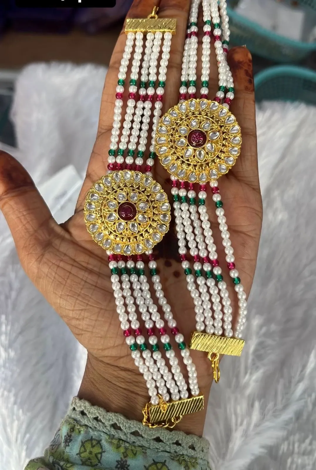 JB167.1 Traditional Pearl Kundan Hathphool - Image 1